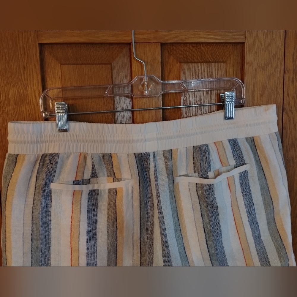 Athleta Linen Striped Pull-On Drawstring Shorts - Picture 9 of 13